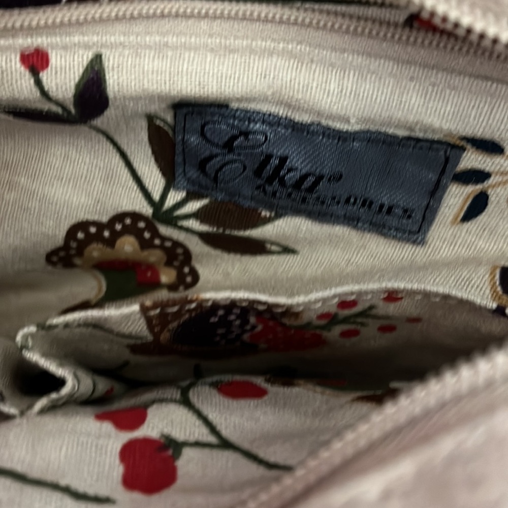 Purse - Picture 2 of 2